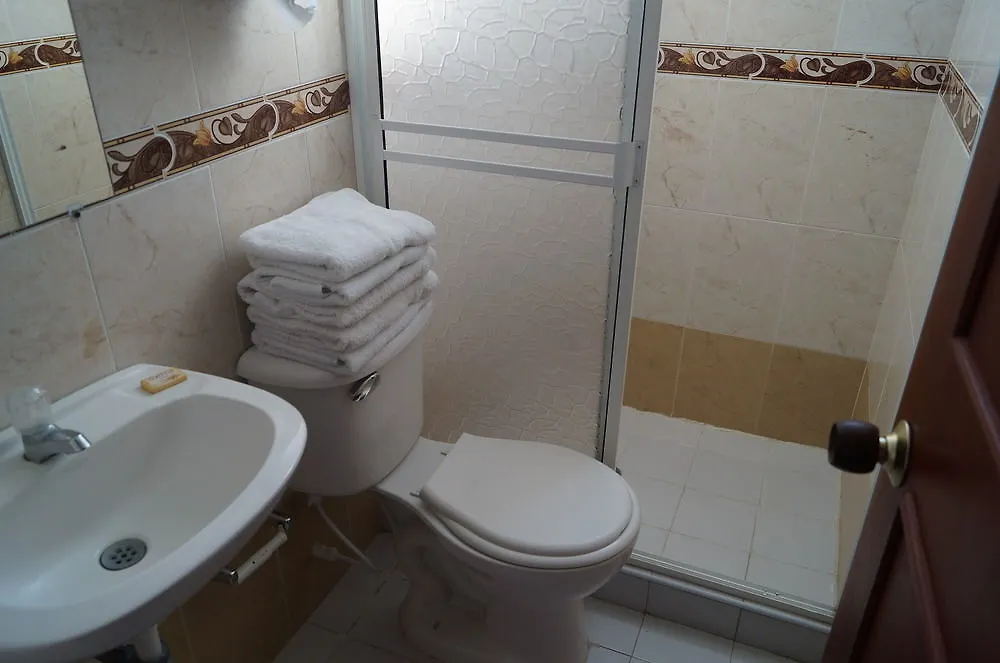 Apartahotel Tukasa Rodadero Santa Marta  2*, Santa Marta (Magdalena)